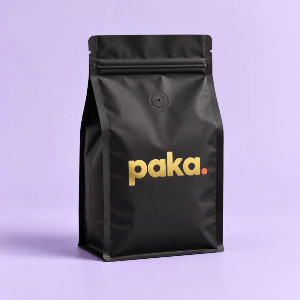 PAKA - Túi 8 cạnh màu đen mờ 500g in logo nhũ